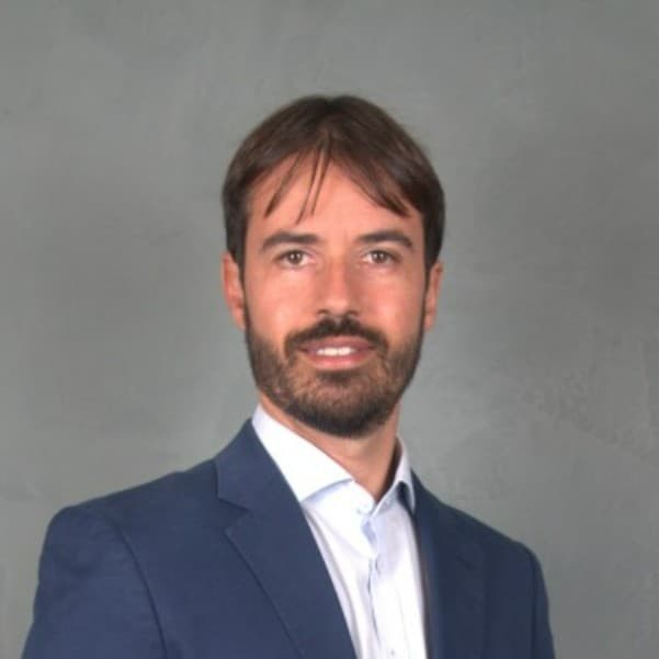 Rafael Lopez, CFA, CFP®, CGA - Estrategista-chefe